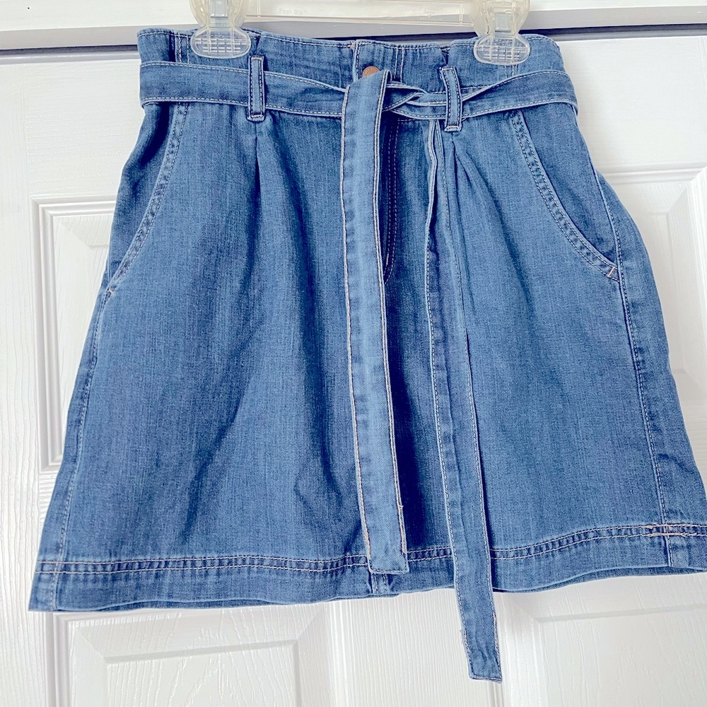 American Eagle Belted Jean Skirt